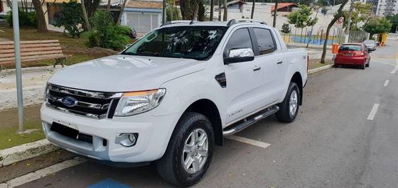 FORD RANGER 3.2 LIMITED 4X4 CD 20V DIESEL 4P AUTOMÁTICO FORD RANGER 3.2 LIMITED 4X4 CD 20V DIESEL 4P AUTOMÁTICO